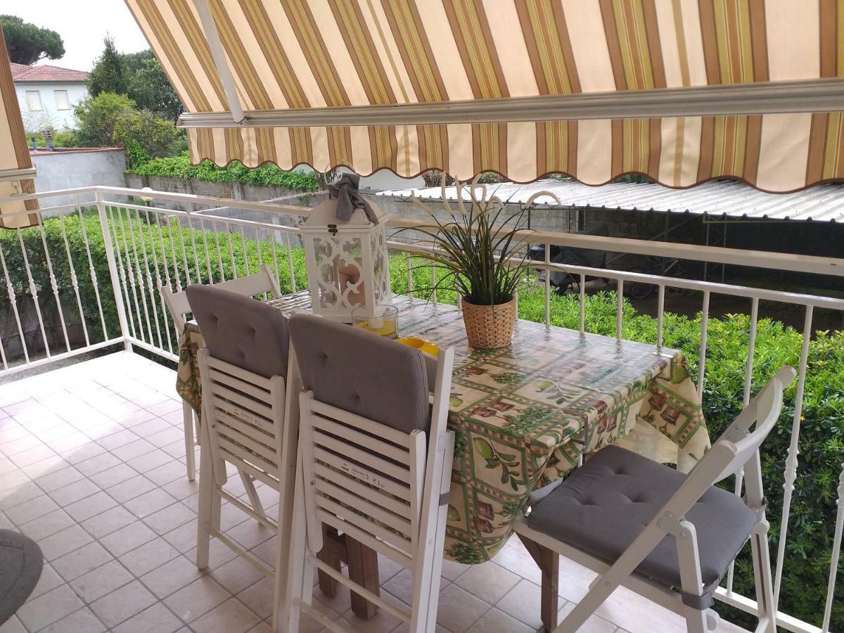Le Palme 98 "Casa Vacanze" Lido di Camaiore Exterior foto