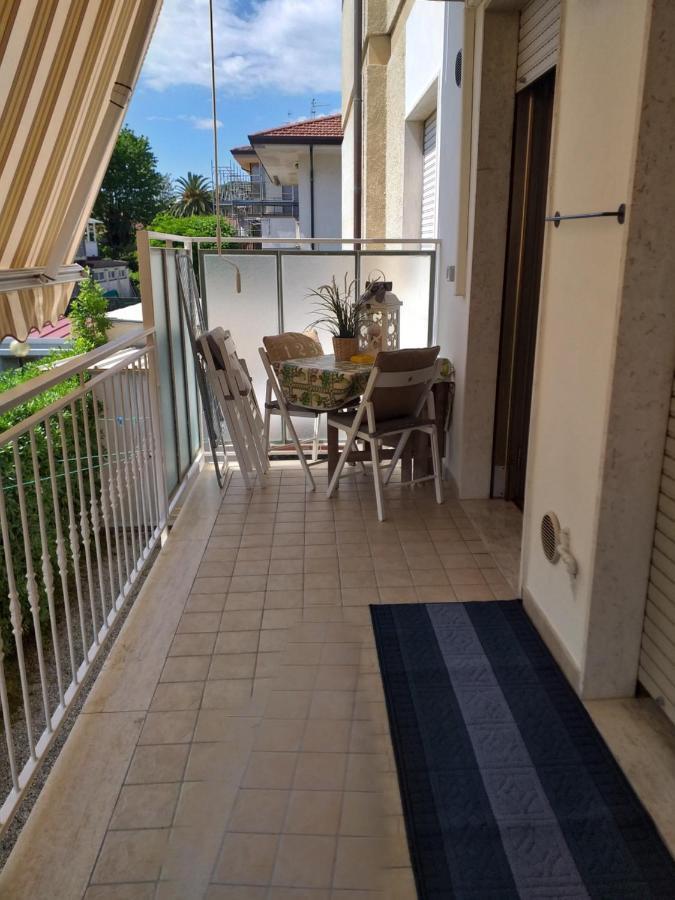 Le Palme 98 "Casa Vacanze" Lido di Camaiore Exterior foto